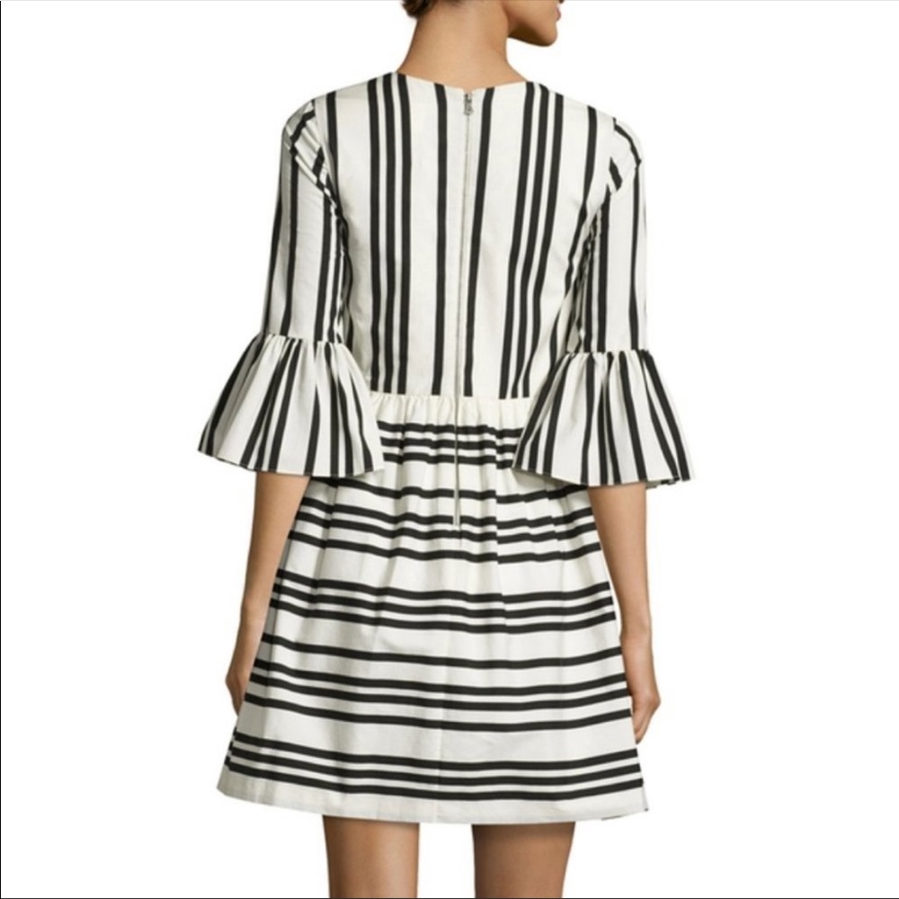 🎉 Alice + Olivia Augusta Striped Dress - Picture 3 of 8
